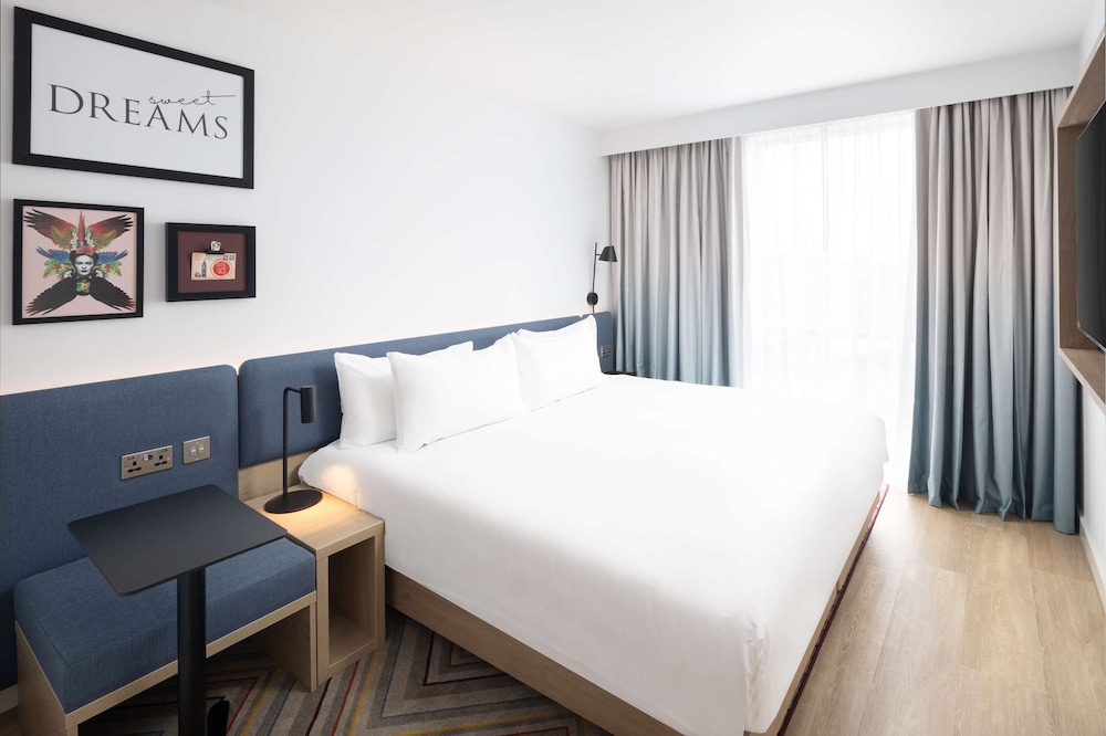 hampton by hilton rochdale