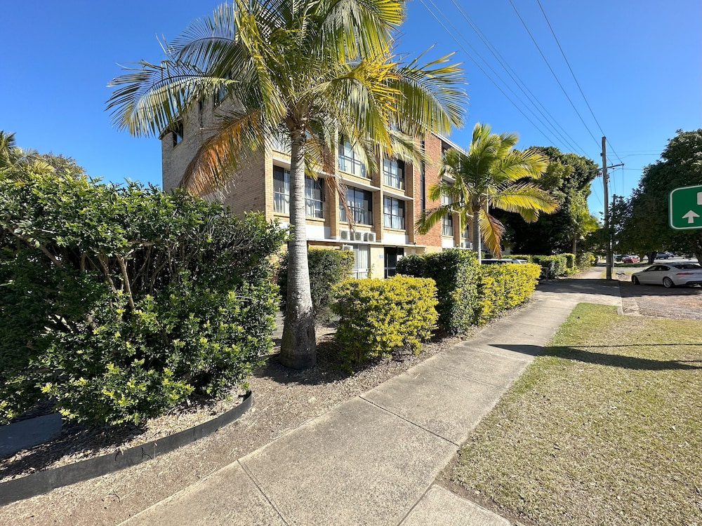 central ground floor apartment