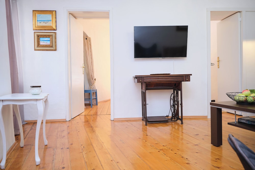 apartment galeriana palace