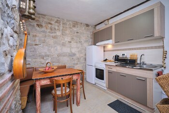 apartment galeriana palace