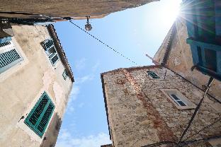 apartment galeriana palace