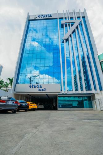stacia hotel