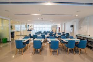 stacia hotel