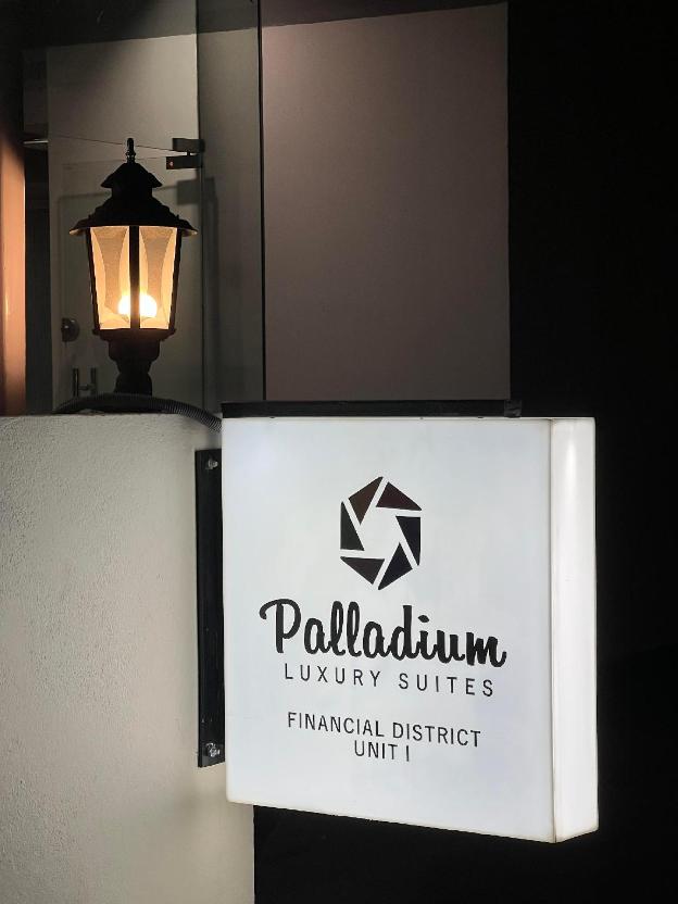palladium luxury suites