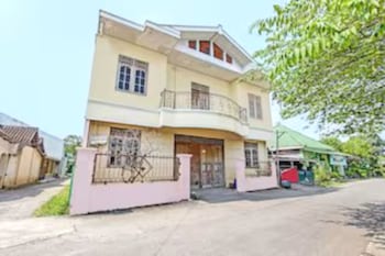 spot on 92434 puri kasih guest house syariah