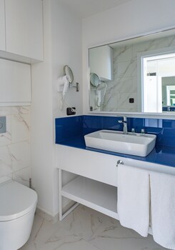 orbi city hotel official d block