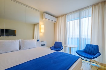 orbi city hotel official d block