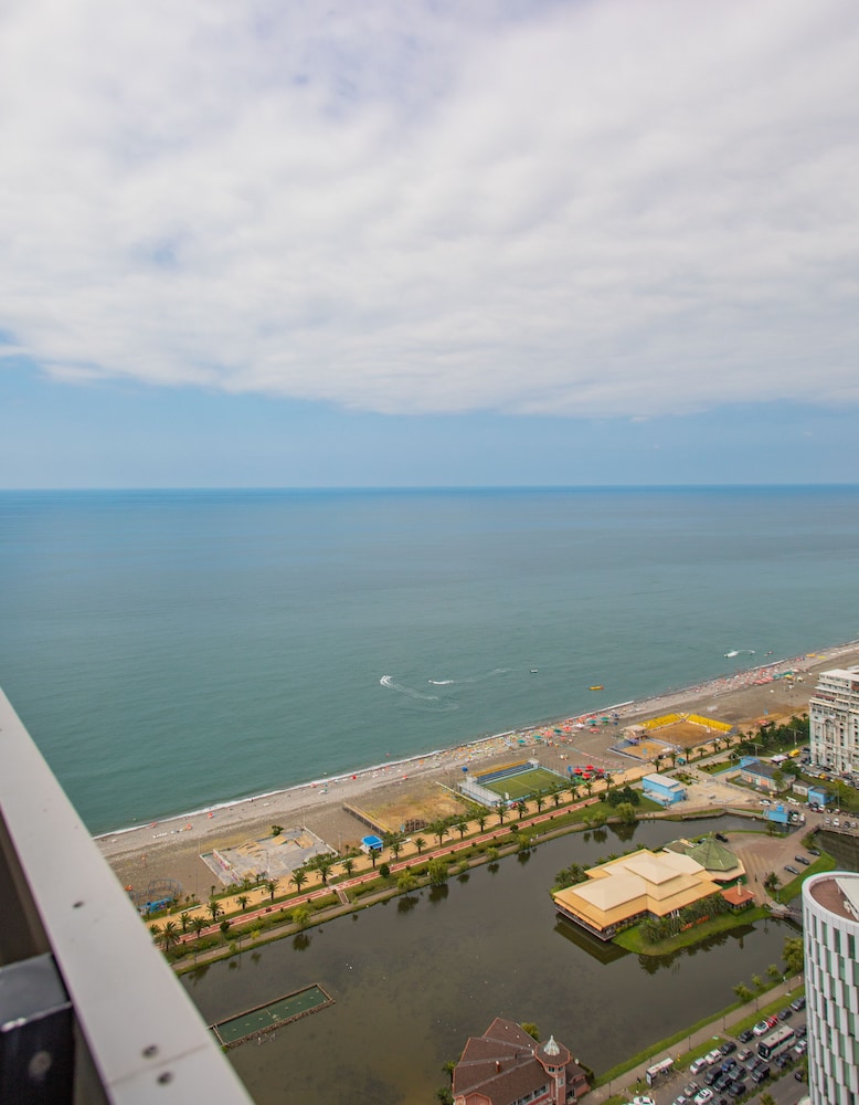 orbi city hotel official d block