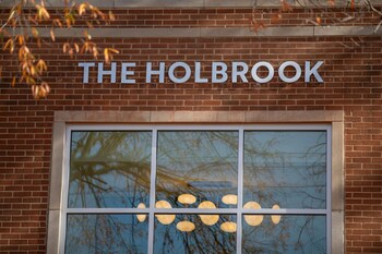 The Holbrook Hotel,United States Of America>>Danville,2.5 star