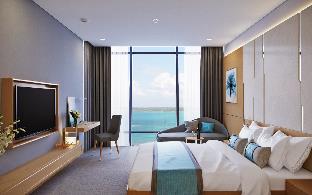 awaken danang hotel