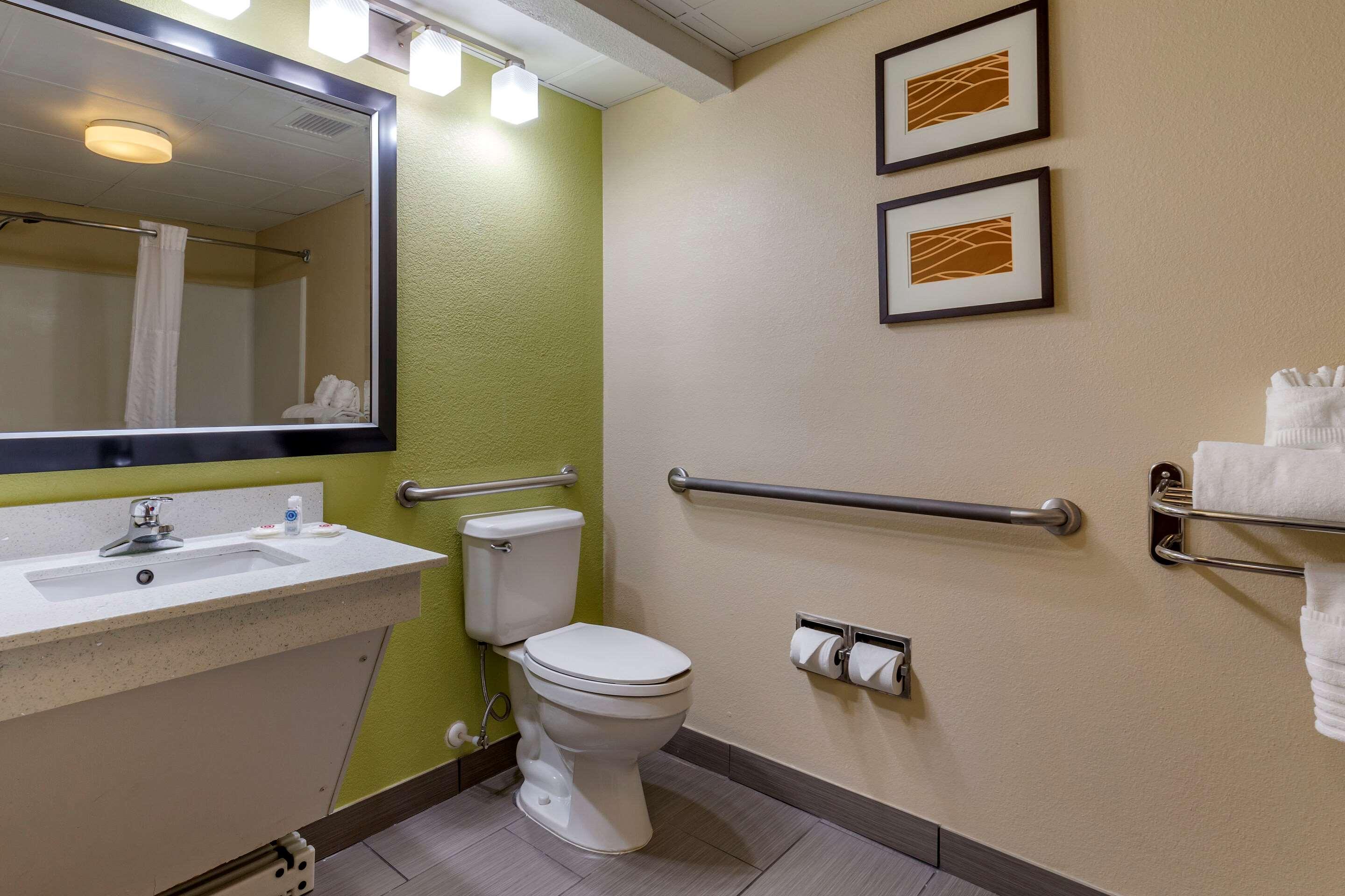 comfort inn apex