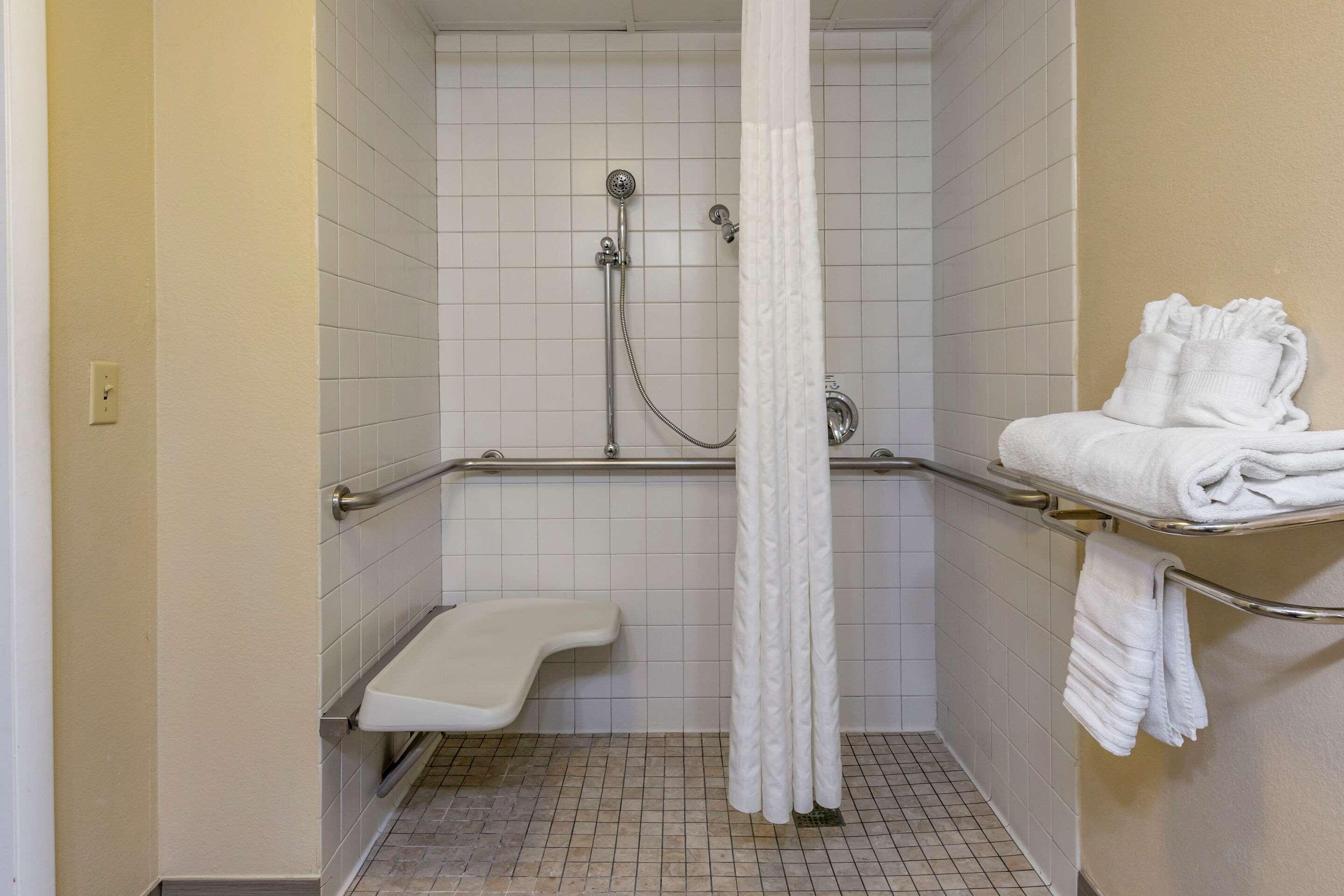 comfort inn apex