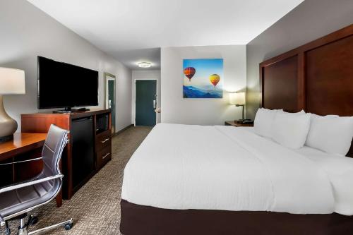 comfort inn apex