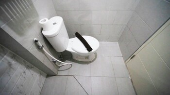 comfy studio no kitchen apartment at benson supermall mansion