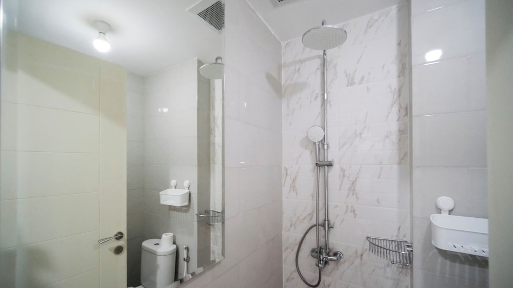 comfy studio no kitchen apartment at benson supermall mansion