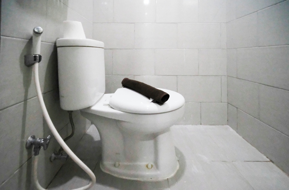 comfy studio no kitchen apartment at benson supermall mansion