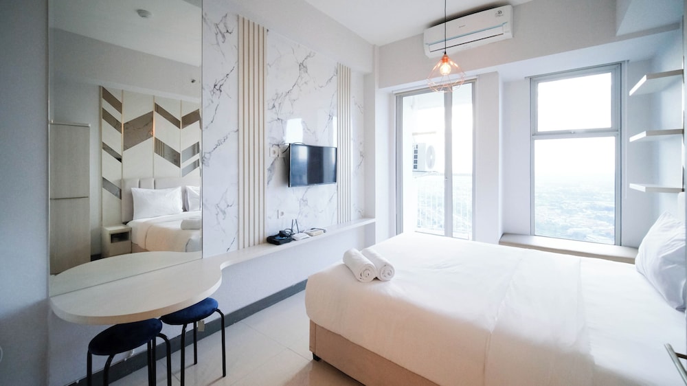comfy studio no kitchen apartment at benson supermall mansion