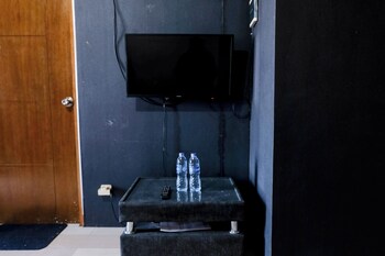 tranquil designed 2br at gateway ahmad yani cicadas apartment