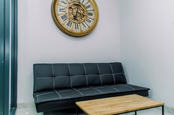 nice and elegant 1br loft at the smith alam sutera apartment