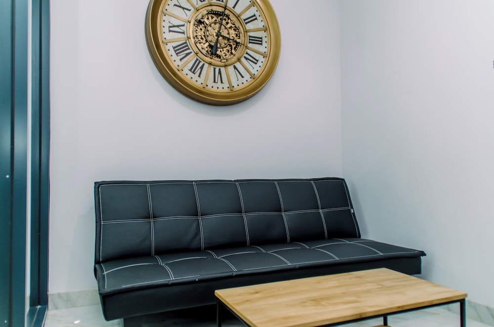 nice and elegant 1br loft at the smith alam sutera apartment