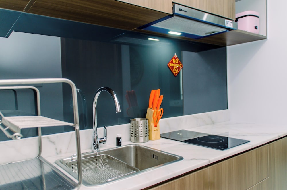 nice and elegant 1br loft at the smith alam sutera apartment