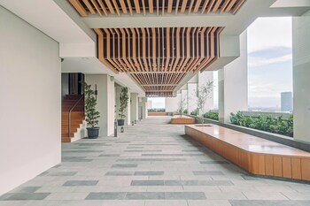 nice and elegant 1br loft at the smith alam sutera apartment