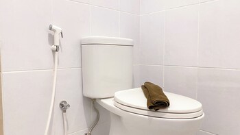 simple and tranquil 2br at tokyo riverside pik 2 apartment