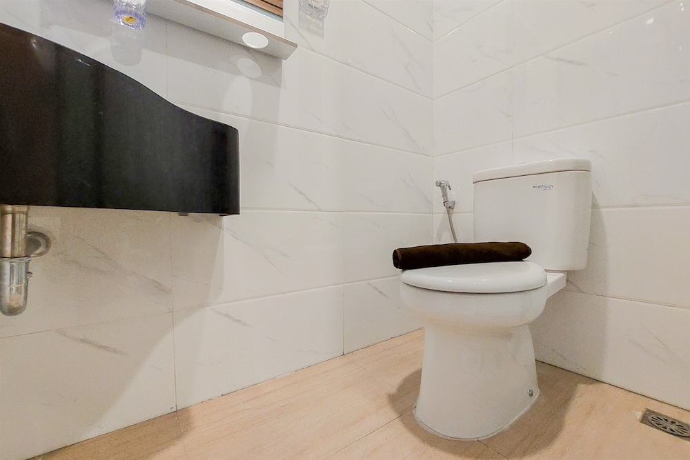 good deal studio apartment at sky house alam sutera