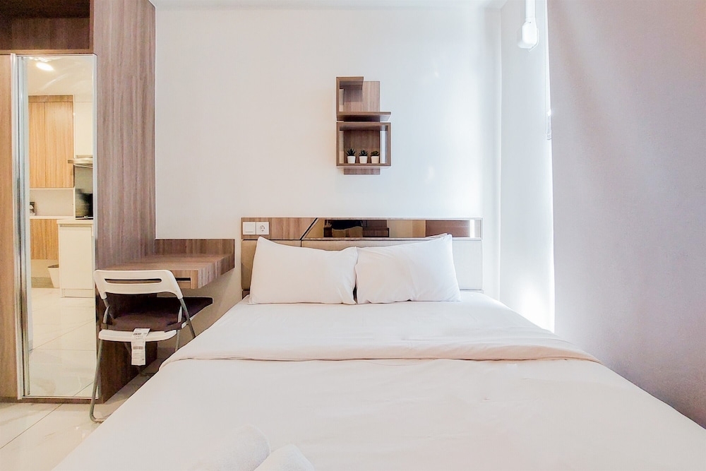 good deal studio apartment at sky house alam sutera