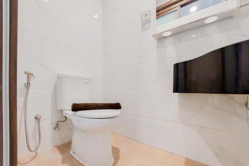 good deal studio apartment at sky house alam sutera
