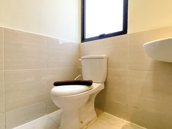 comfortable designed and minimalist 2br at meikarta apartment
