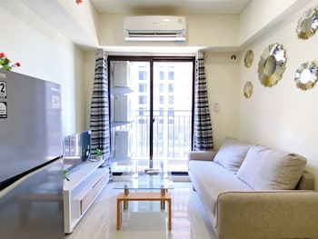 comfortable designed and minimalist 2br at meikarta apartment