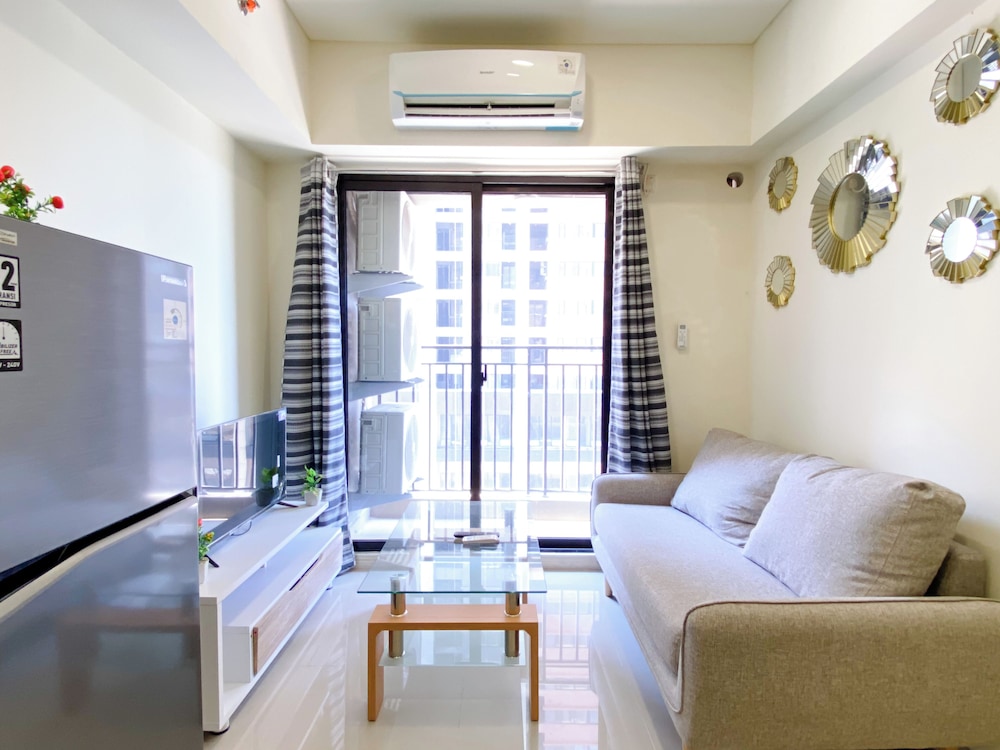 comfortable designed and minimalist 2br at meikarta apartment