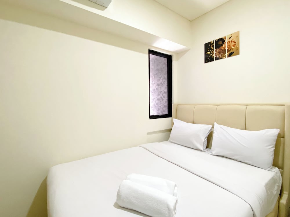 comfortable designed and minimalist 2br at meikarta apartment