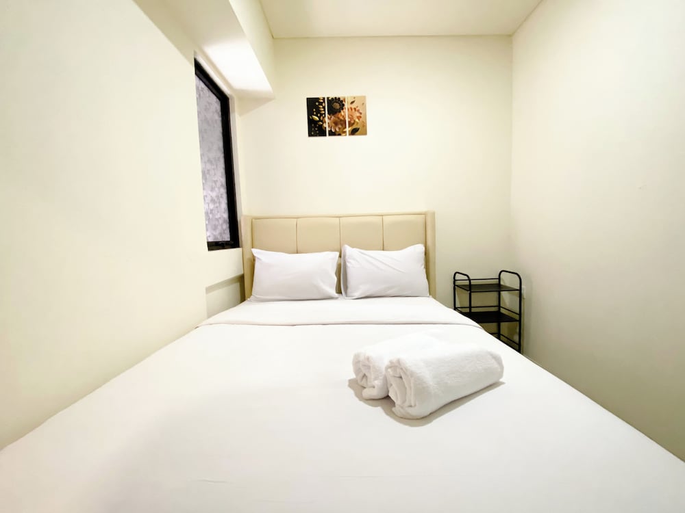 comfortable designed and minimalist 2br at meikarta apartment
