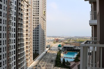 affordable price and homey studio tokyo riverside pik 2 apartment