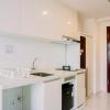 warm and simply studio room sky house alam sutera apartment