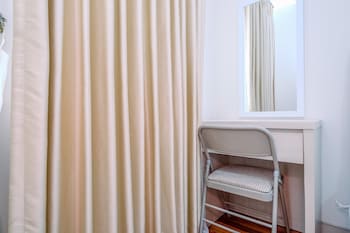 modern look and homey 2br transpark cibubur apartment near mall