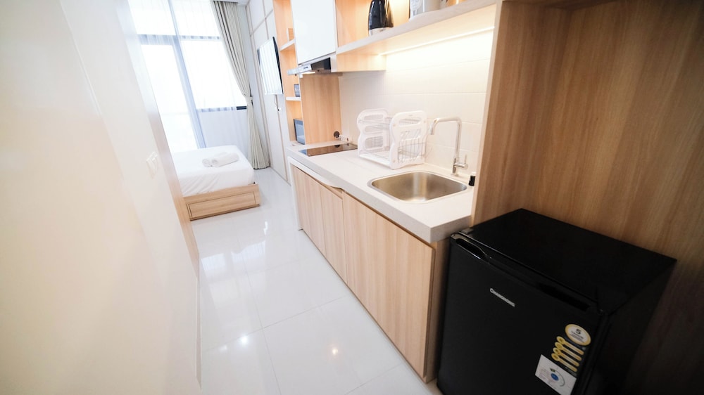 cozy studio connected to mall at the vertu apartment