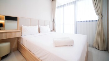 cozy studio connected to mall at the vertu apartment