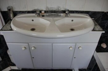 glenda s guest suites