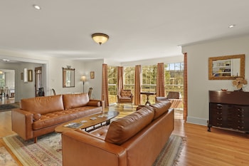 The Emory House,Meadowview>>Emory,4 star
