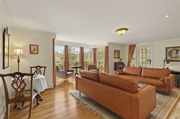 The Emory House,Meadowview>>Emory,4 star