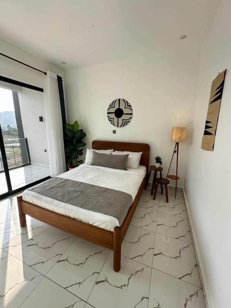 coalescence hotel