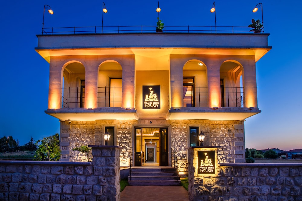 cappadocia pyramid stone house