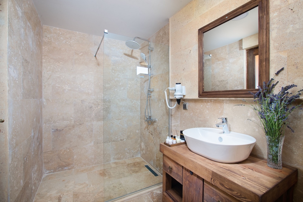 cappadocia pyramid stone house