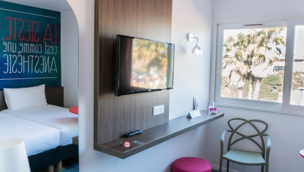 ibis styles perpignan canet en roussillon