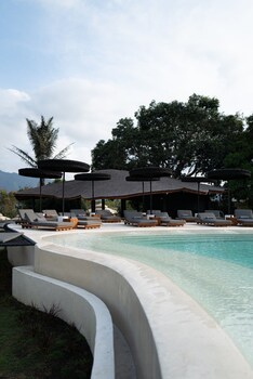 Toteme Glamping,Indonesia>>Kintamani,4 star