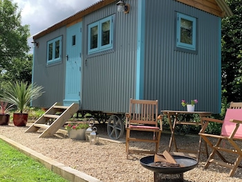 st kew shepherd huts