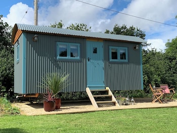 st kew shepherd huts